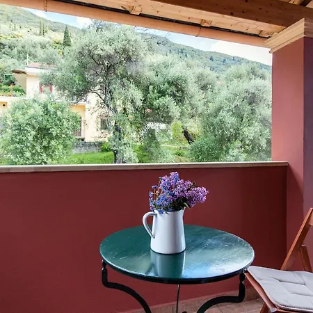 Holiday home Lily's House Ano Korakiana